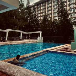 Cozy 3 bedroom Condo, Buhangin, Davao city - Free WiFi, With Pool, Gym, and Near Abreeza Mall